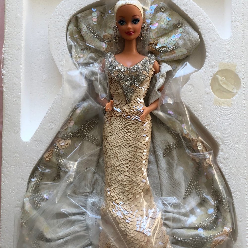 Bob Mackie Platinum Barbie - Picture 2 of 5